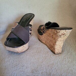 Donald J. Pilner cork wedges sandals size 9